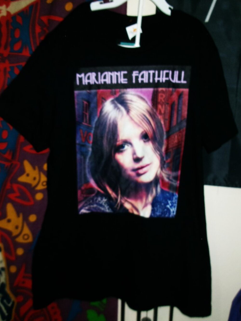marianne faithful young xl women tee - jagger stones sister morphine pop punk